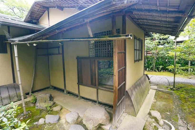 Kyoto Gion Tea ceremony & Wabi-sabi Walking Tour - Entoku-in and the quiet side of wabi-sabi