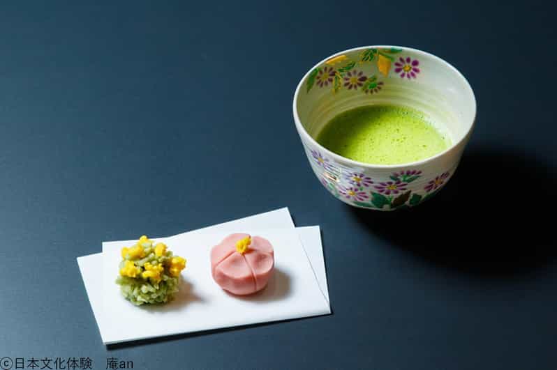 Kyoto: Japanese Traditional Sweets Making and Tea Ceremony - A good choice for families and low-key afternoons