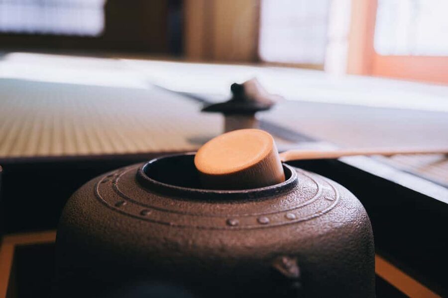 Kyoto: Kimono Tea Ceremony at Orizuruya Gion - Why the small group matters