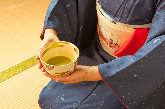 Kyoto Kiyomizu Tea Ceremony with Scenic Garden Views - Wagashi and the taste of the ceremony