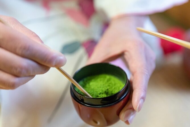 Kyoto Newly Opened Private Tea Ceremony - Sanjo Chasuian - Optional Uchikake Styling