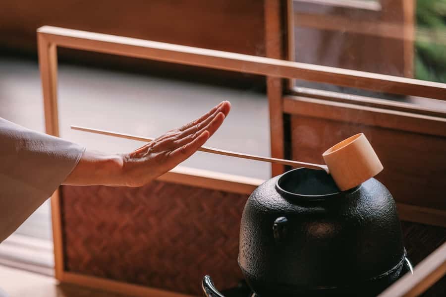 Kyoto: Private Tea Ceremony with a Garden View - Should you book the Camellia Garden ceremony?