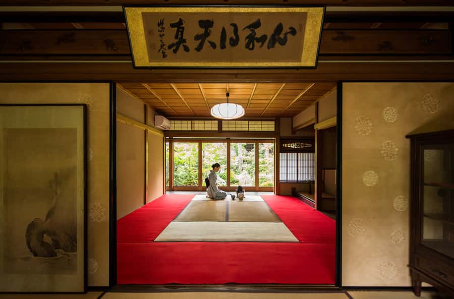 Kyoto: Private Tea Ceremony with a Garden View - Watching the ceremony beside the main garden