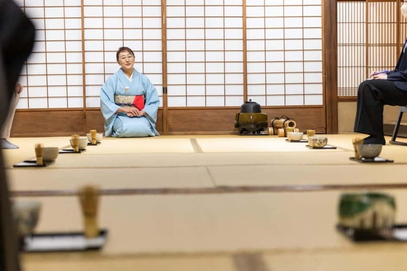 Kyoto: Tea Ceremony in 100-year-old Kyo-Machiya Townhouse - Making your own matcha
