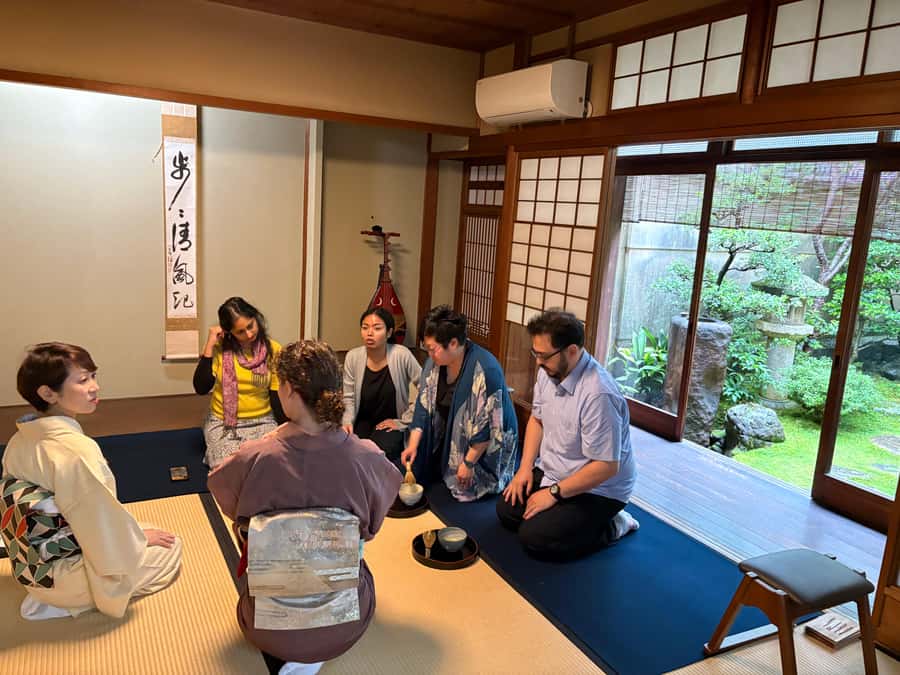 Kyoto: Tea Ceremony, in traditional Japan house (ENG/ES/NLD) - Why the six-person limit is worth paying for