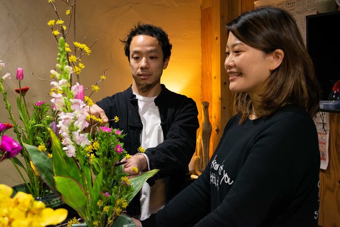 Kyoto Tea ceremony with Japanese Flower Arrangement Ikebana - Who will enjoy this most?