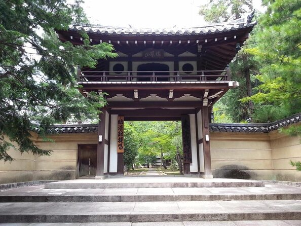 KYOTO Tea Ceremony with kimono near by Imamiya Jinjya Shrine - A Photo Session Before the Tea Room