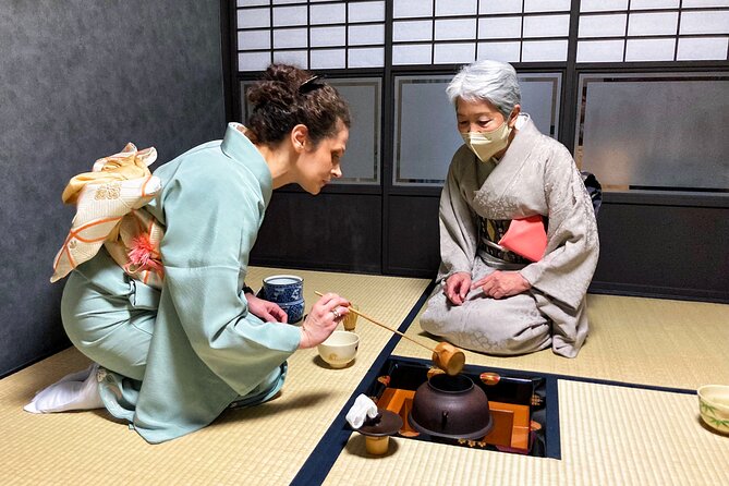 KYOTO Tea Ceremony with kimono near by Imamiya Jinjya Shrine - Who Will Enjoy This Most