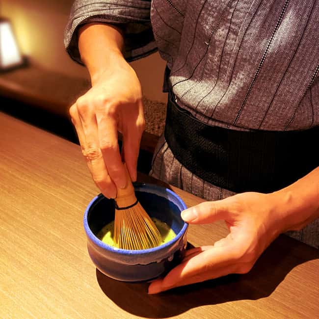 Kyoto: Wazuma Magic Show & Tea Ceremony - Key points at a glance