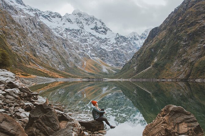Lake Marian Guided Hike with Transfers, Lunch & Morning Tea - Lake Marian and the Southern Shore