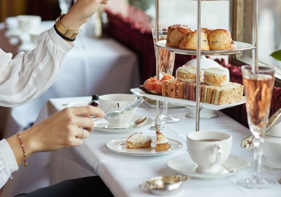 London: Afternoon Tea at The Rubens at the Palace - What arrives on the afternoon tea stand