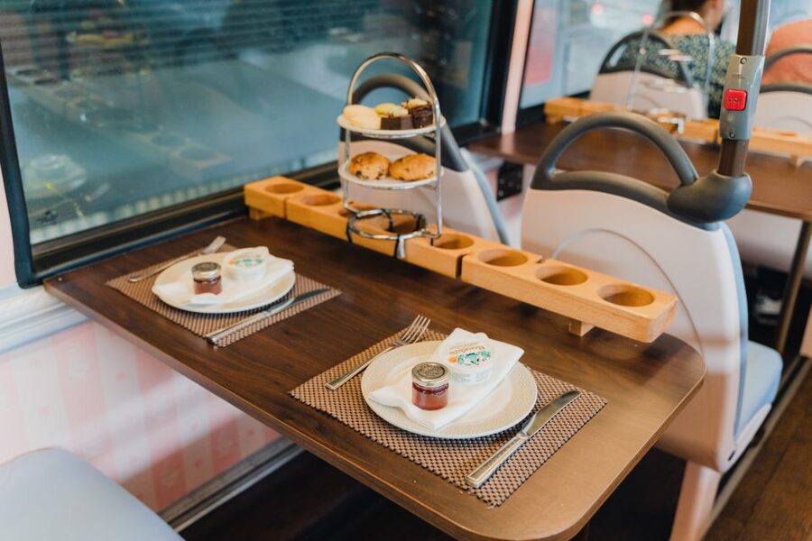 London: Afternoon Tea Bus with a Glass of Prosecco - The route: London Eye, Tower of London, and St. Paul’s