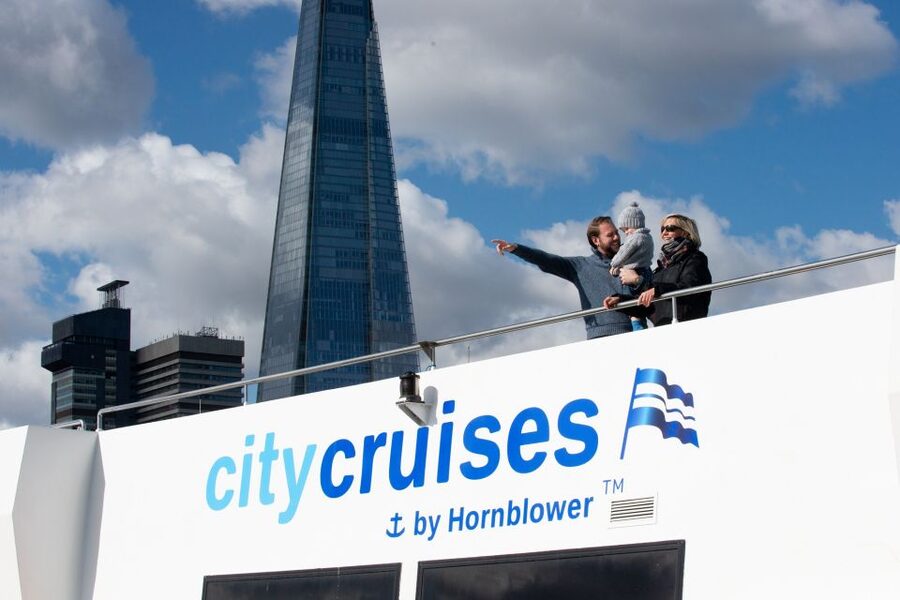 London: Afternoon Tea Cruise on the River Thames - What arrives on the afternoon tea stand