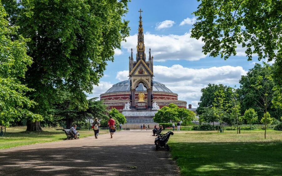 London Afternoon Tea, Fast-Track Kensington Palace Tickets - Should you book London afternoon tea at Kensington Palace?