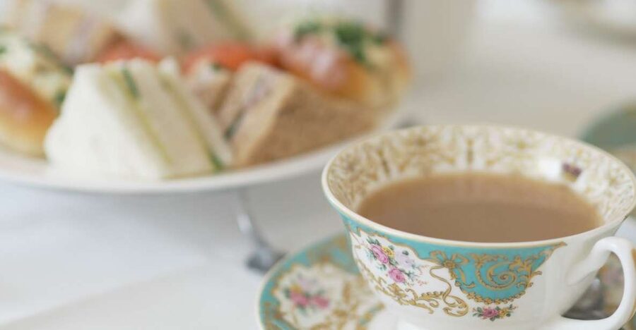 London: Buckingham Palace Walk & Tea at Kensington Palace - Key points to know before booking