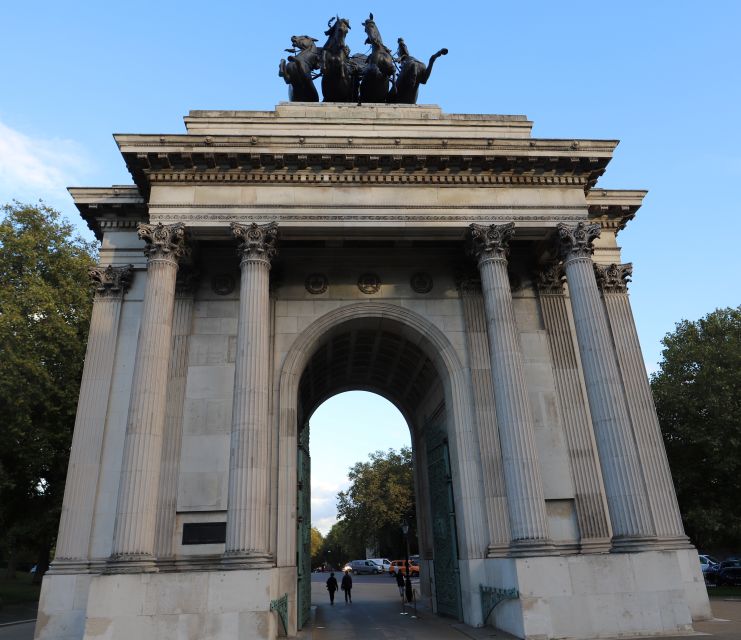 London: Buckingham Palace Walk & Tea at Kensington Palace - Kensington Gardens, Diana’s memorials, and the Albert Memorial