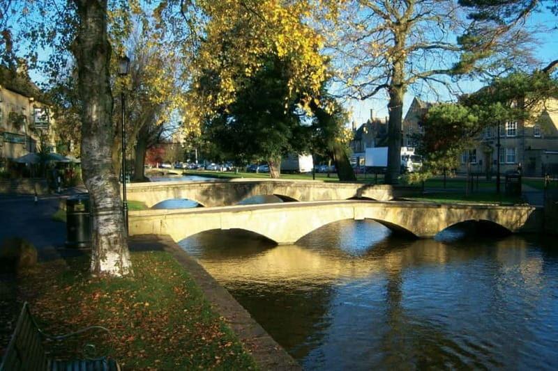London: Cream Tea at Blenheim Palace & the Cotswolds Tour - Bourton-on-the-Water and the Cotswolds postcard view