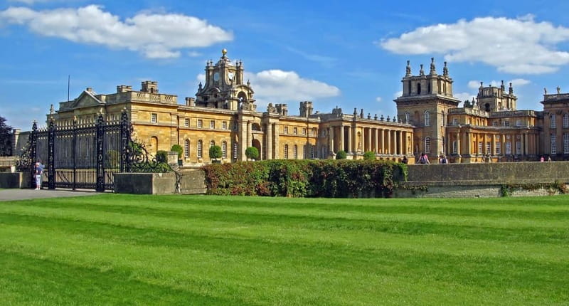 London: Cream Tea at Blenheim Palace & the Cotswolds Tour - Transport, meeting points, and the return journey
