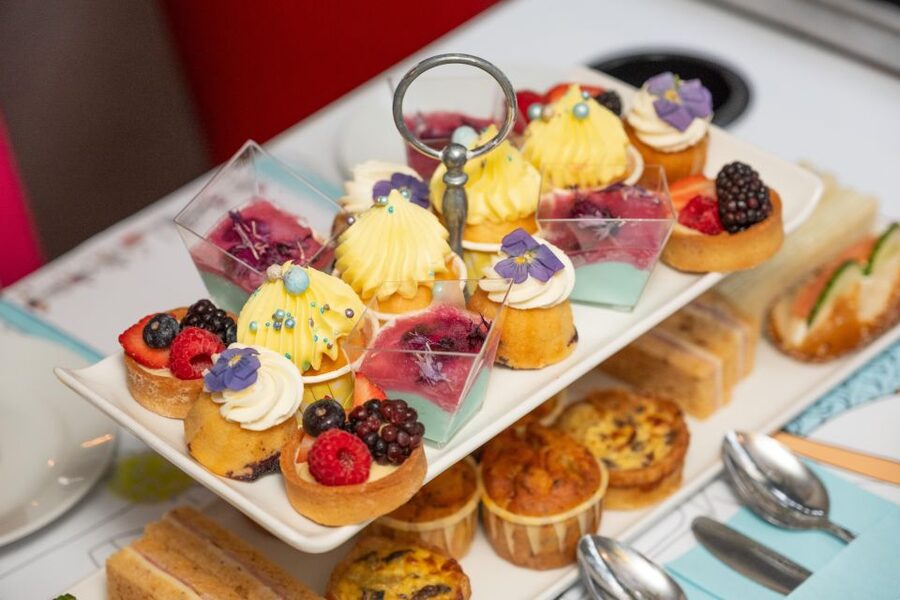 London: Gin and Afternoon Tea Bus Tour with Audio Guide - Three gin cocktails, not just one tasting