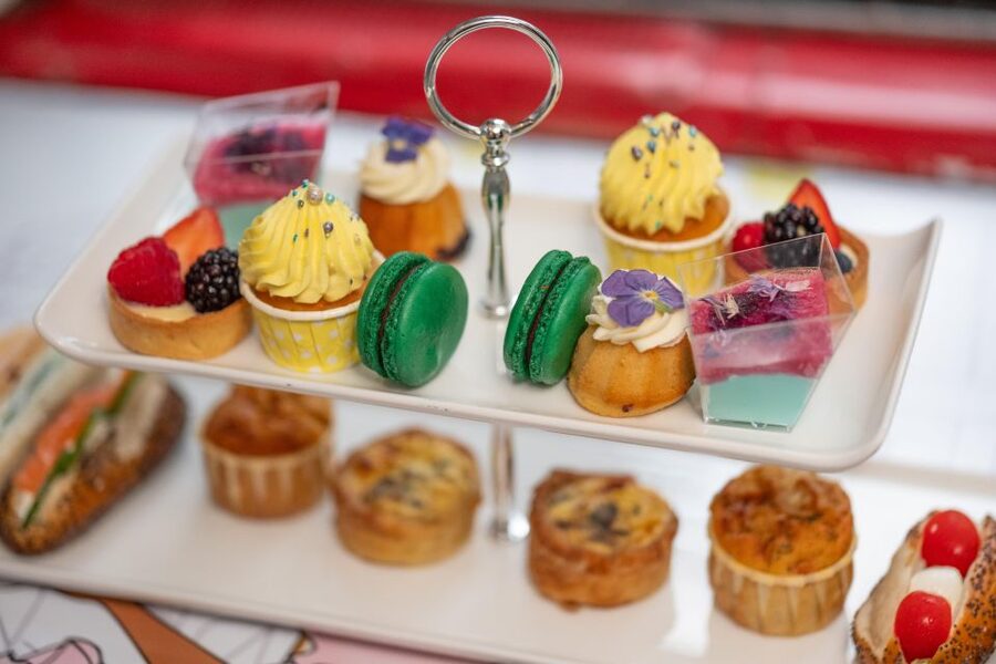 London: Gin and Afternoon Tea Bus Tour with Audio Guide - The Routemaster ride and central London route