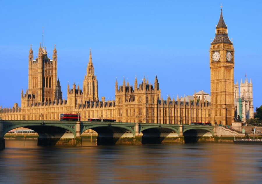 London: Royal Tour with Westminster Abbey & Afternoon Tea - Afternoon tea in the Cellarium Café