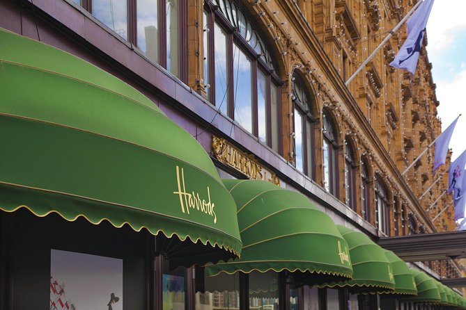 London Vintage Bus Tour with Cream Tea at Harrods - The Tower of London photo stop