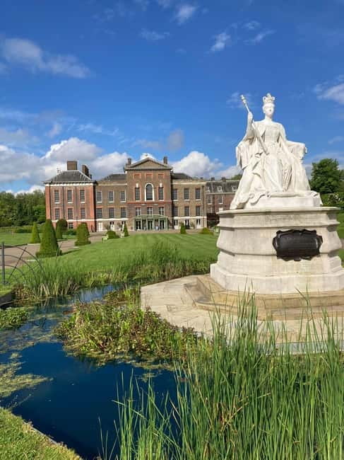 London: VIP Kensington Palace Gardens Tour & Royal High Tea - Is $155 a fair price?