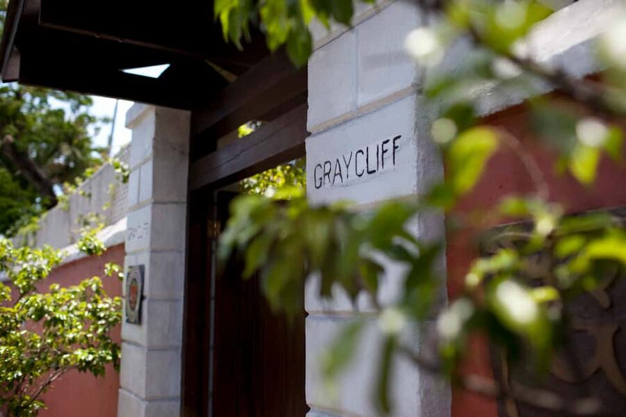 Nassau: Afternoon Tea at Graycliff Hotel and Restaurant - A quiet hour at Graycliff Hotel