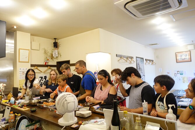 Osaka Japanese Cooking And Matcha Class near Osaka Castle - Learning matcha in a practical way