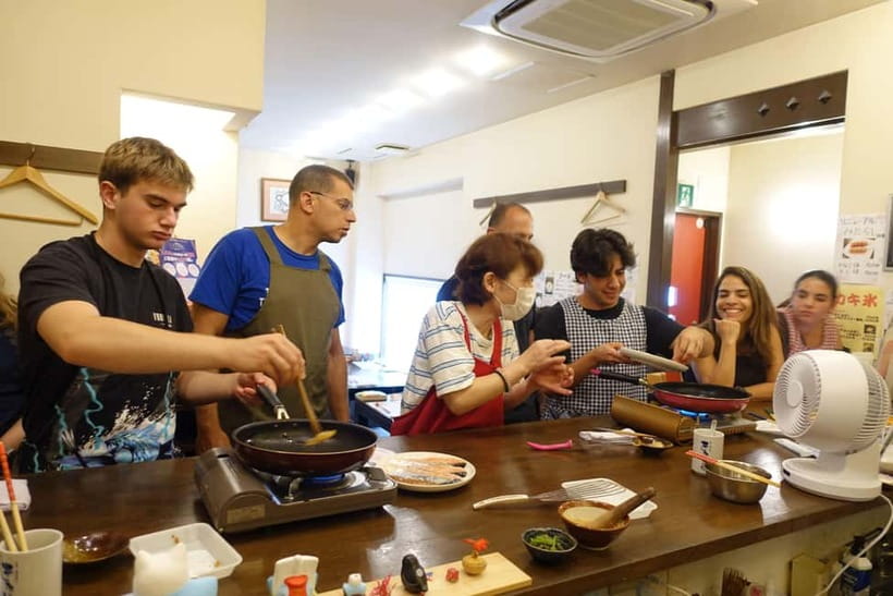 Osaka: Japanese Cooking Class with Matcha Experience - Food restrictions and what to bring