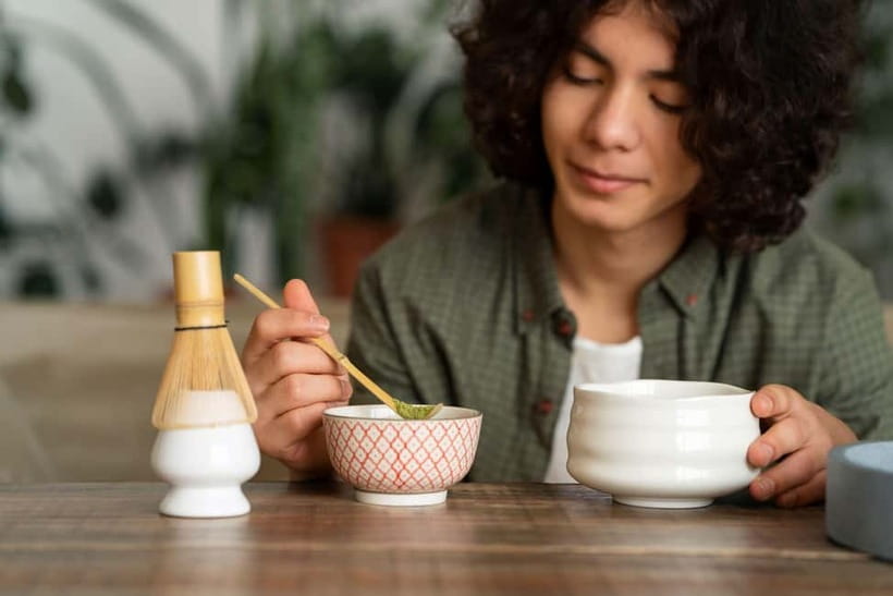Osaka; Japanese Tea ceremony experience, Macha and Sencha - What happens during the first matcha demonstration