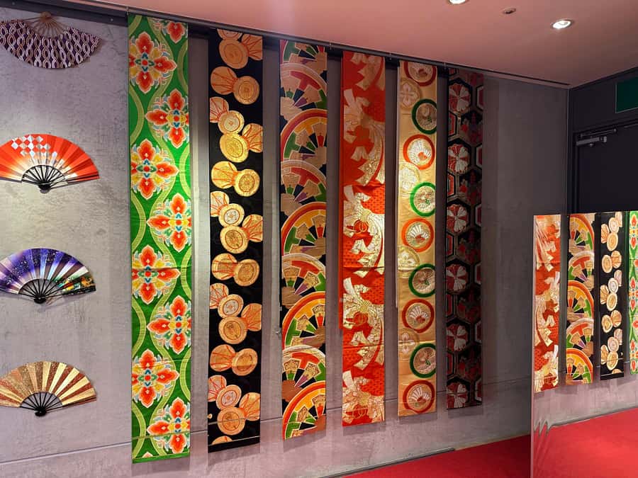 Osaka: Maki-e lacquer Painting and Matcha Experience - Preparing matcha with a seasonal wagashi