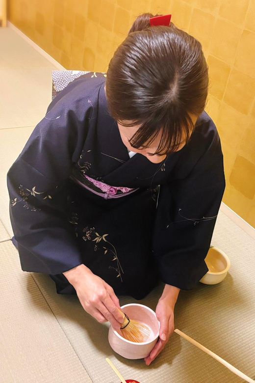 Osaka: Private Tea Ceremony and Calligraphy Experience - Why this private Osaka class works so well