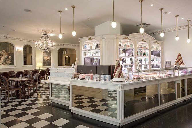 Paris VIP Shopping Experience-Lounge Access, Tea time & Transfer - Is $119.27 a fair price?