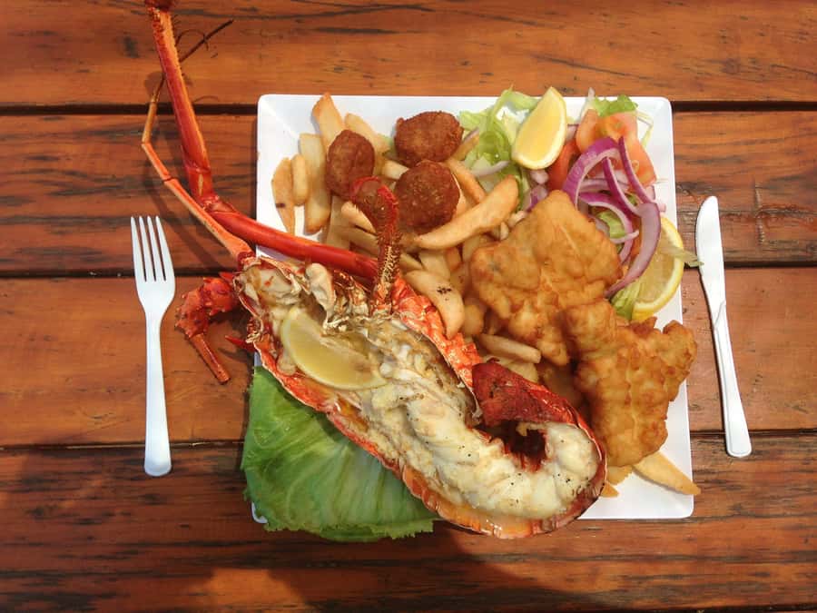 Perth: Pinnacles Desert Lobster Tour with Morning Tea - Starting in Perth at 9:30 AM