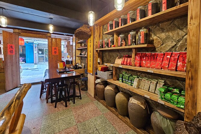 Pinglin Tea Culture & Maokong Day Tour from Taipei - Lunch in Maokong is flexible, not included