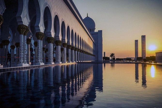 Private Abu Dhabi Sheikh zayed mosque with Louver Museum & Emirates Place Tea - Timing, comfort, and practical planning
