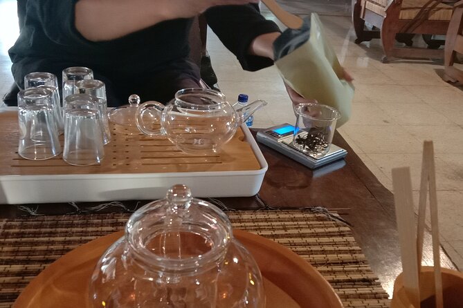 Private Half-Day Tea Village Discovery with lunch in Yogyakarta - Guides, language, and the private format