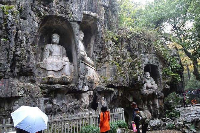 Private Hangzhou Day Tour to West Lake, Lingyin Temple, Tea Village, Old Pagoda - What the private car and guide add
