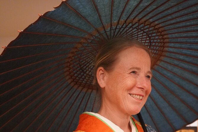 Private Kimono and tea ceremony at local home near Tokyo Disney - The kimono is the main event