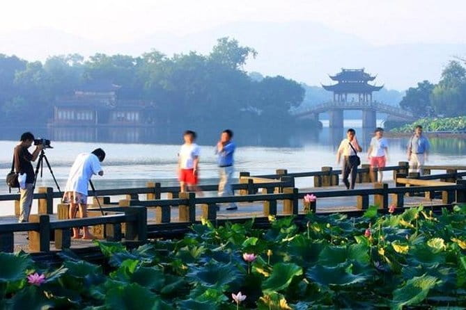 Private Tour Hangzhou West Lake and Tea Fields Discovery - The quieter finish at Yunqi