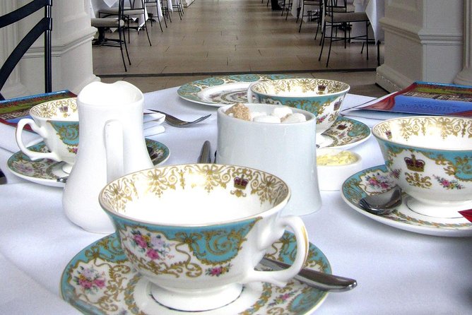 Private Tour: Royal High Tea At Kensington Palace Gardens - A private walk from Queensway Station