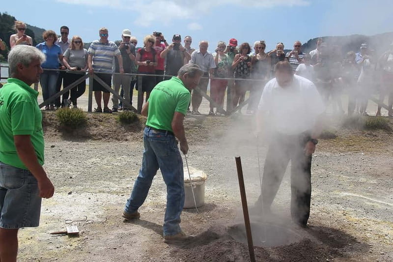 São Miguel: Furnas Volcano & Tea Plantation Tour with Lunch - Why this São Miguel day trip works so well