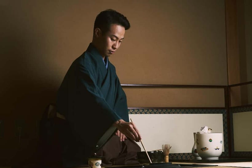 Sheraton Miyako Hotel Osaka: Tea Ceremony with Kimono Rental - Watching the tea master prepare matcha