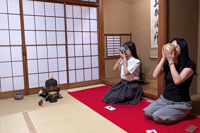 Shibuya Authentic Tea Ceremony with experienced instructor - Whisking your own bowl of matcha