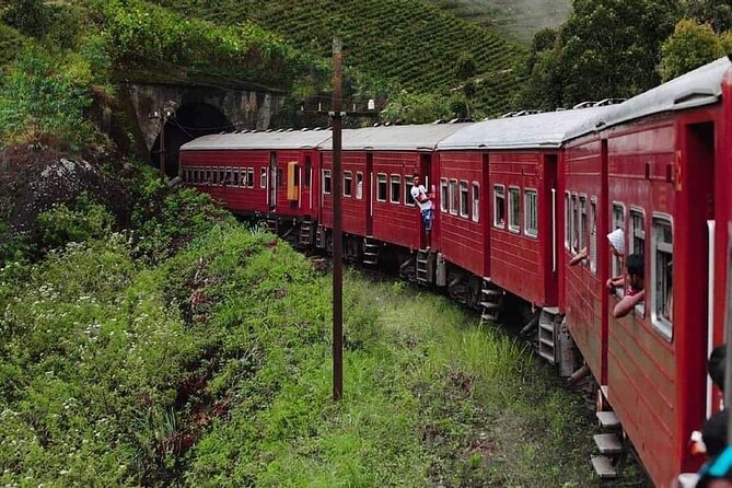 Sigiriya, Kandy to Ella TRain Ride plus Up Country TEA[B&B Basis] - A tour with two different versions