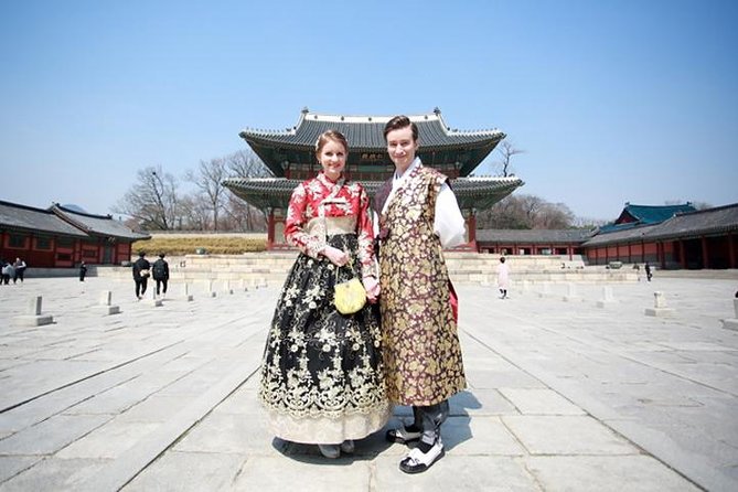 Small Group Seoul Highlight Tour opt. Hanbok & Tea Ceremony - Namsan Cable Car and N Seoul Tower