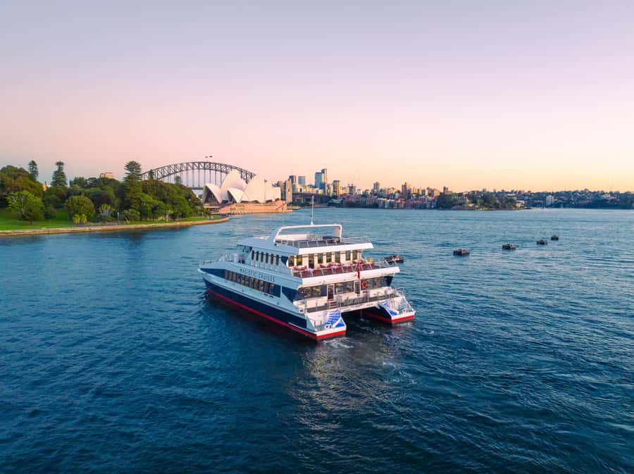 Sydney: Devonshire Tea Harbour Cruise with Live Commentary - Why this short harbour cruise works so well