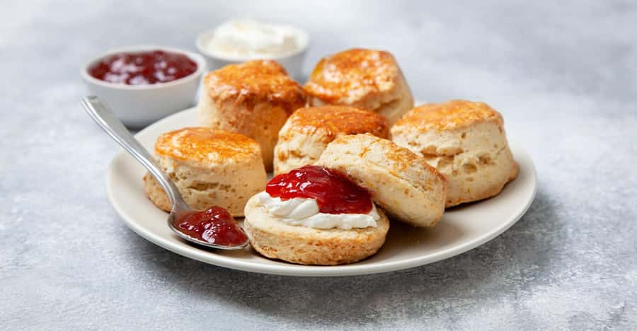 Sydney: Devonshire Tea Harbour Cruise with Live Commentary - Boarding at King Street Wharf 5