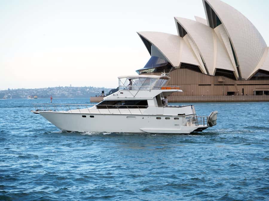Sydney Harbour: 2-Hour Morning Yacht Cruise with Morning Tea - Why a small yacht changes the Sydney Harbour view